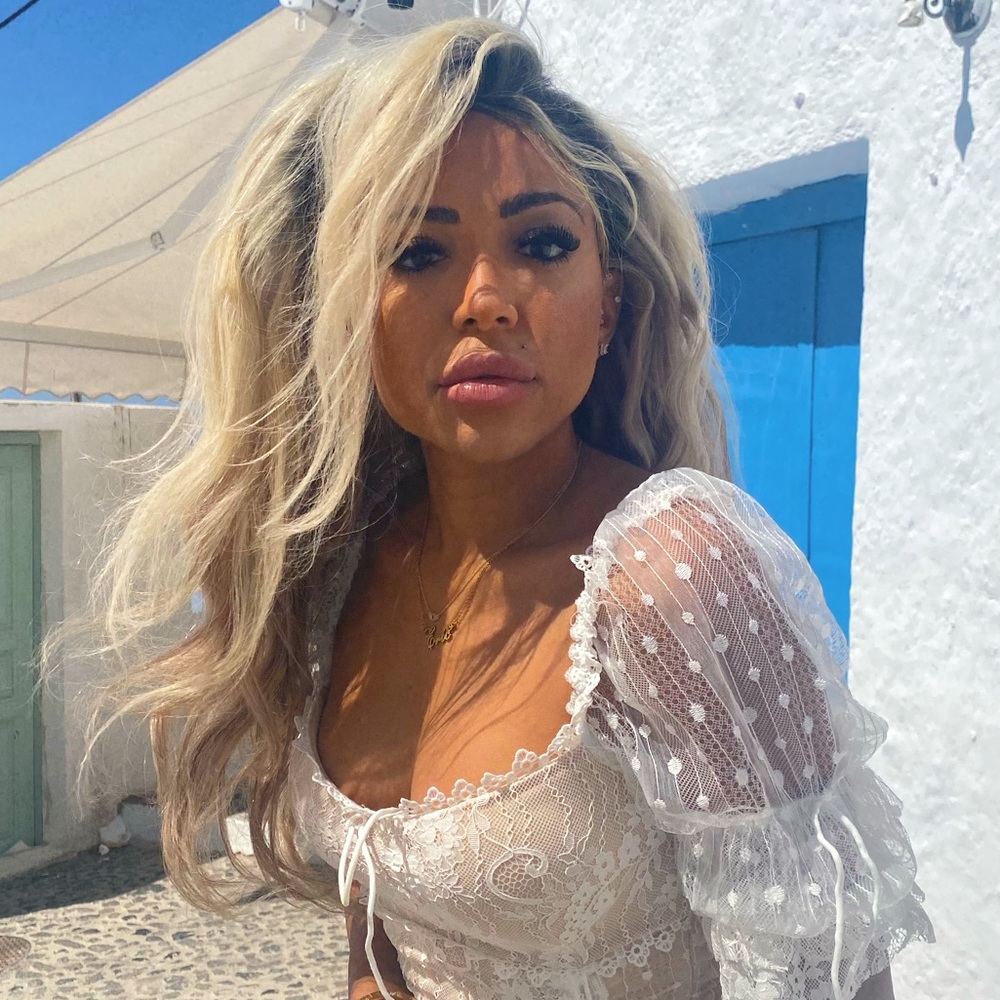 Meet your Posher, Zoe